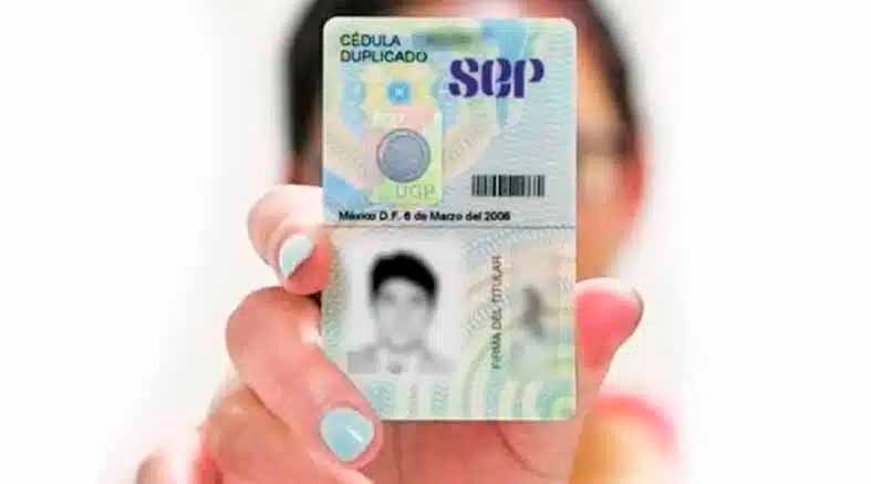 Cédula profesional
