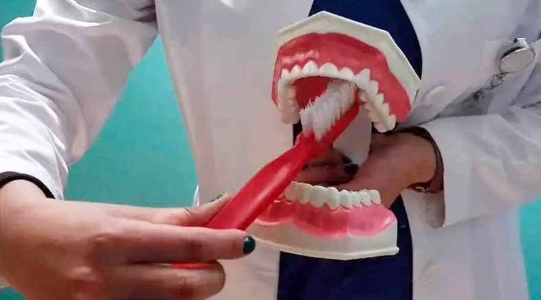 Niños viven con caries, mala visión y obesidad